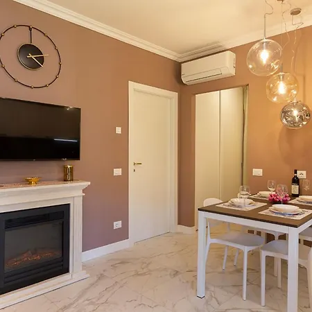 Emerald Apartament *